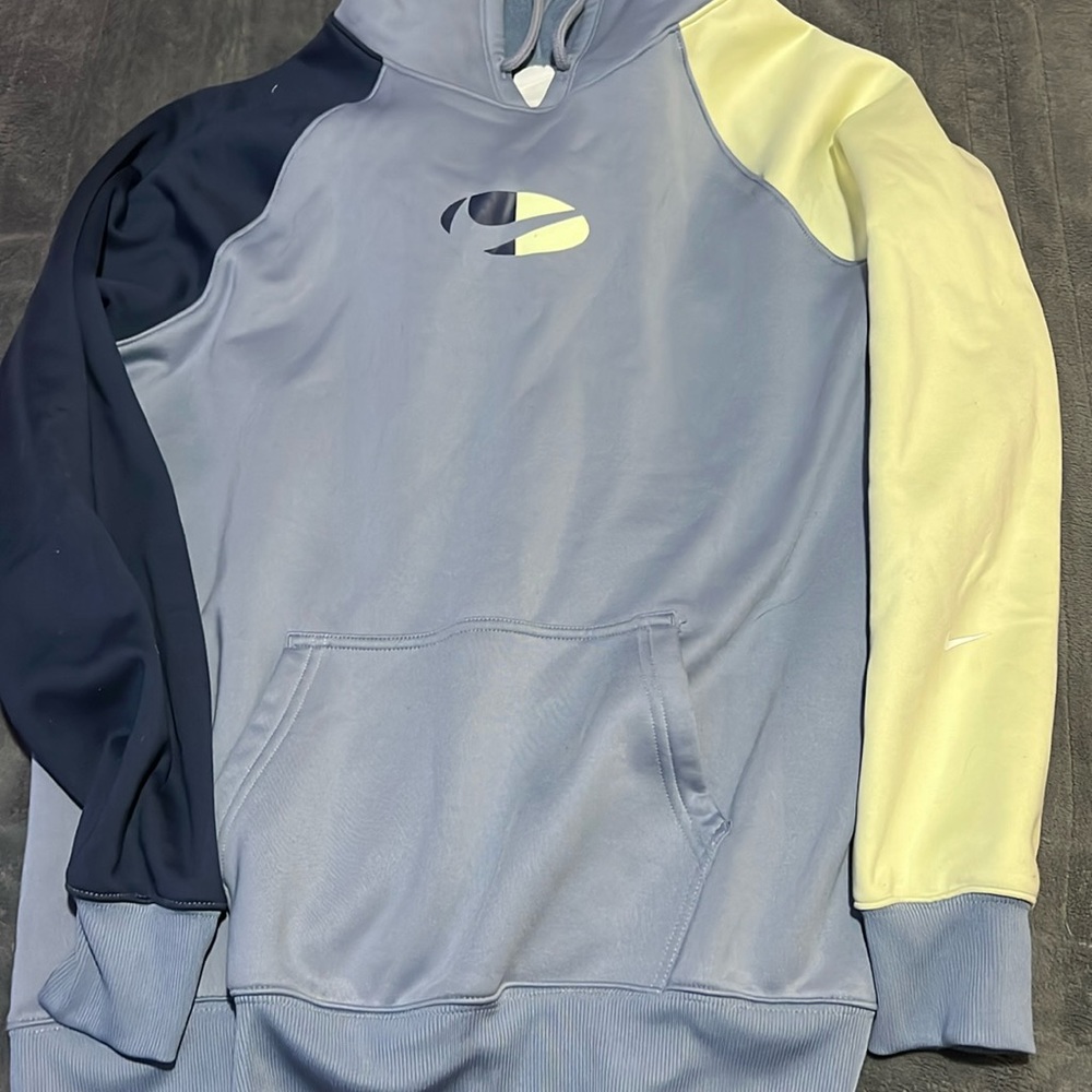 Nike Women’s hoodie